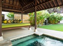 Villa Bayu Gita Residence, Bale in Garden